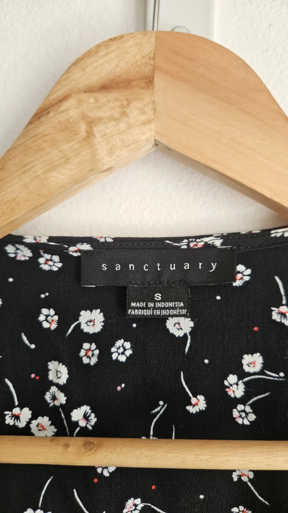 Image for 🌷Wrap-around blouse – Sanctuary