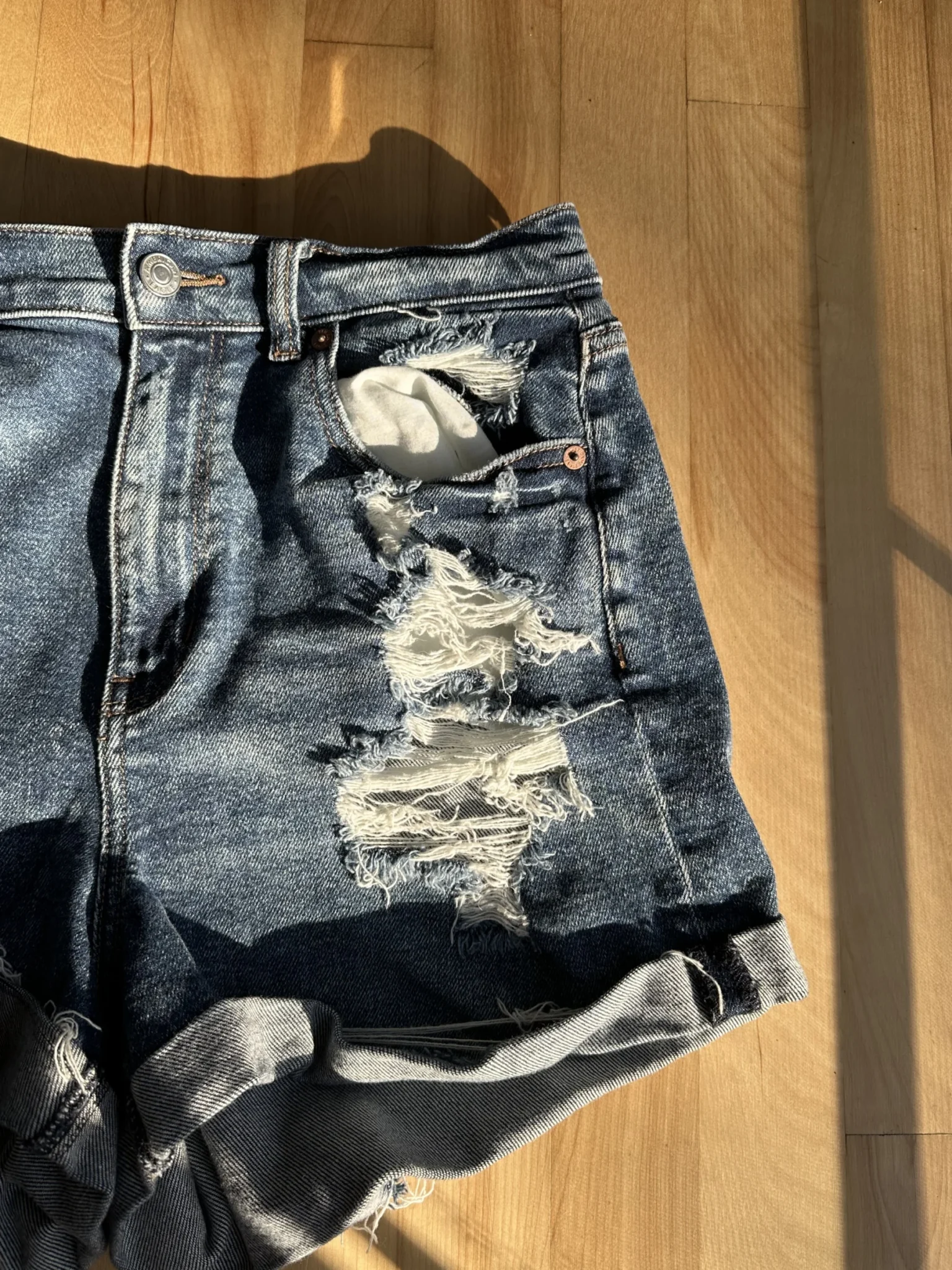 Image for American Eagle shorts