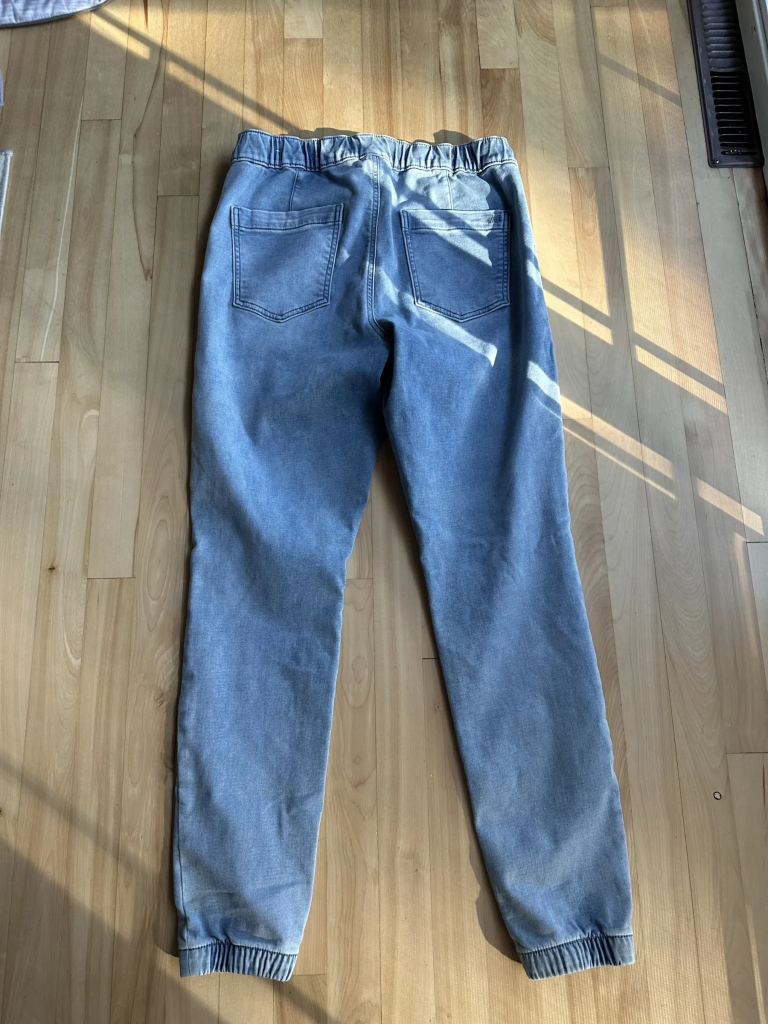 Image for American Eagle Trousers