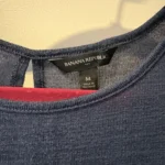 Thumbnail for Banana Republic — Navy blue sleeveless top — M