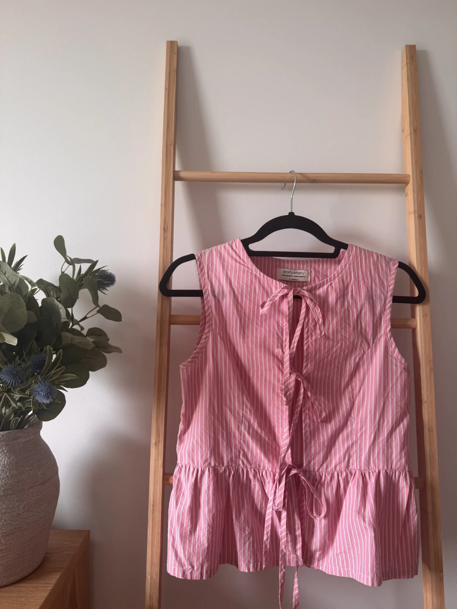 Featured image for Camisole à boucles