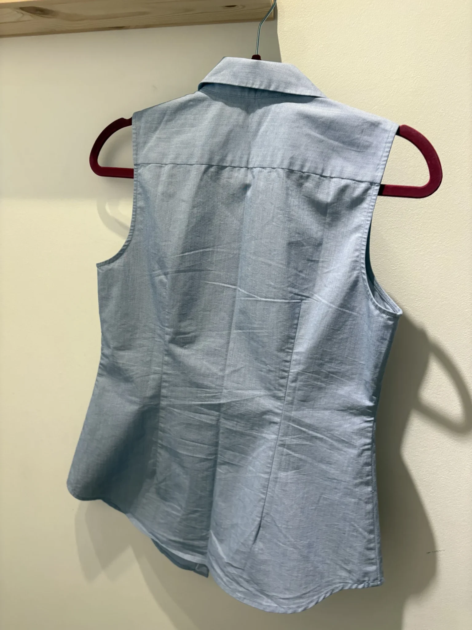 Image for Banana Republic — Pale blue Riley sleeveless blouse — Size 6