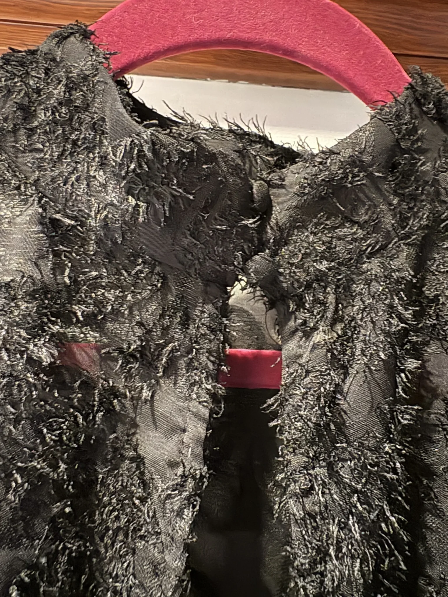 Image for Icon — Black sheer jumper with embossed pattern — L