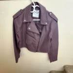 Featured thumbnail for Veste en cuir mauve
