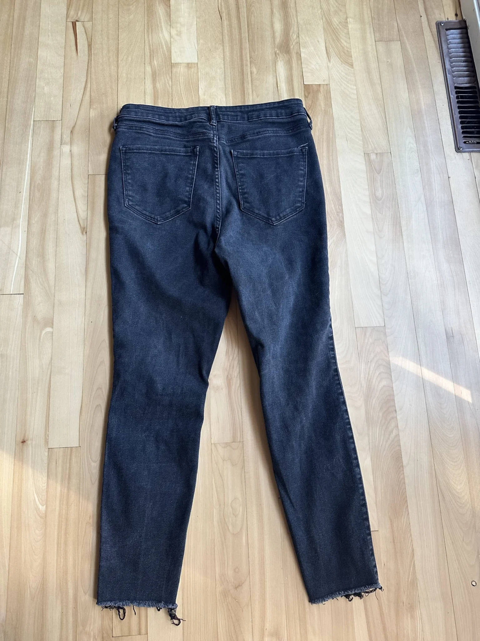 Image for Skinny Jeans - Old Navy