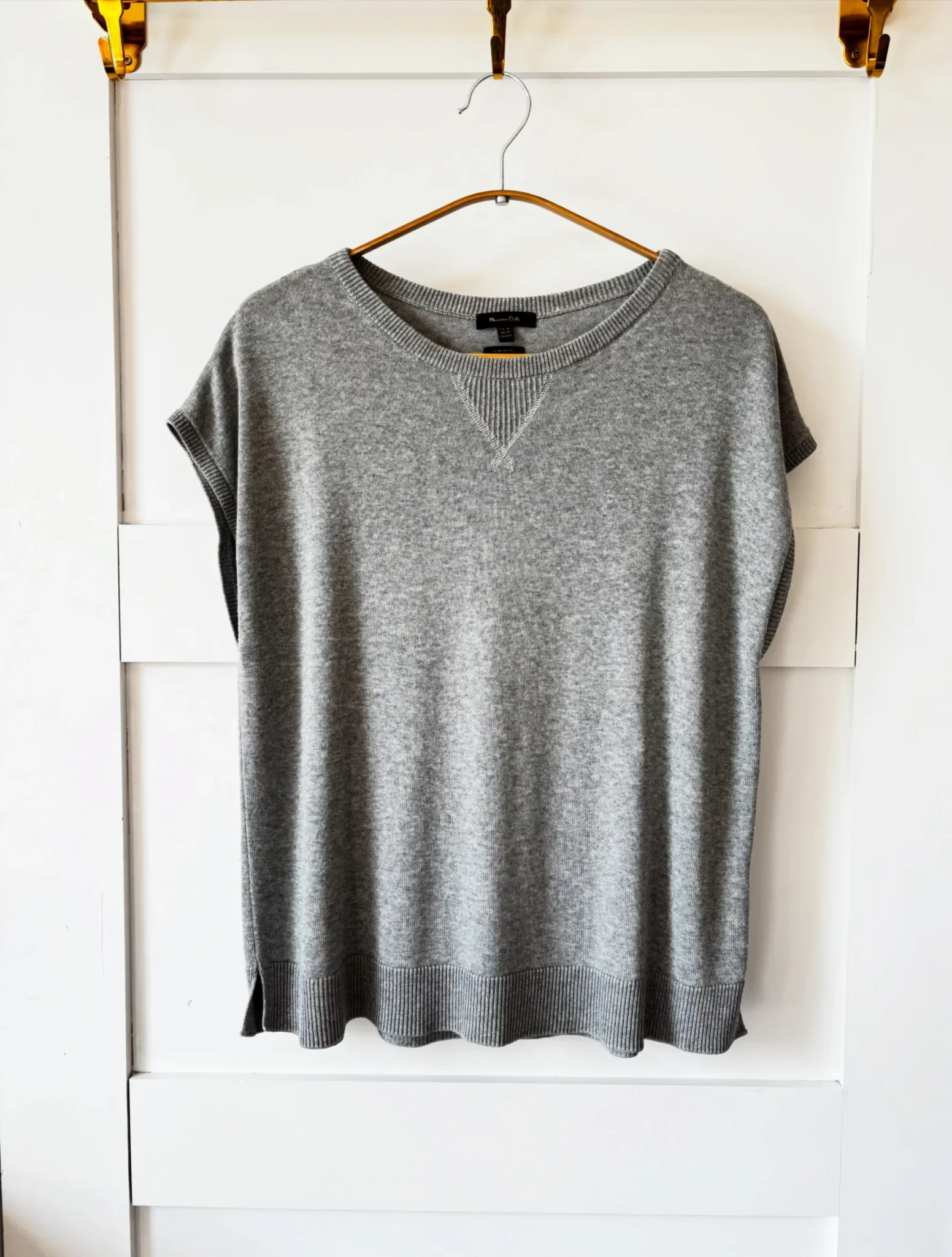 Featured image for ♥️Débardeur gris MASSIMO DUTTI