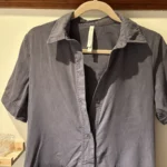 Thumbnail for Robe-chemise longue The Group by Babaton (Aritzia), taille XS