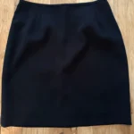 Featured thumbnail for Jupe crayon noire Kasper Petite – taille 2P