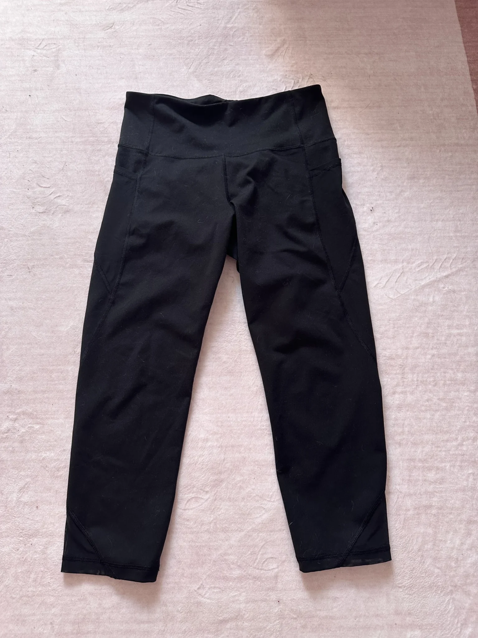 Featured image for 3/4-length leggings