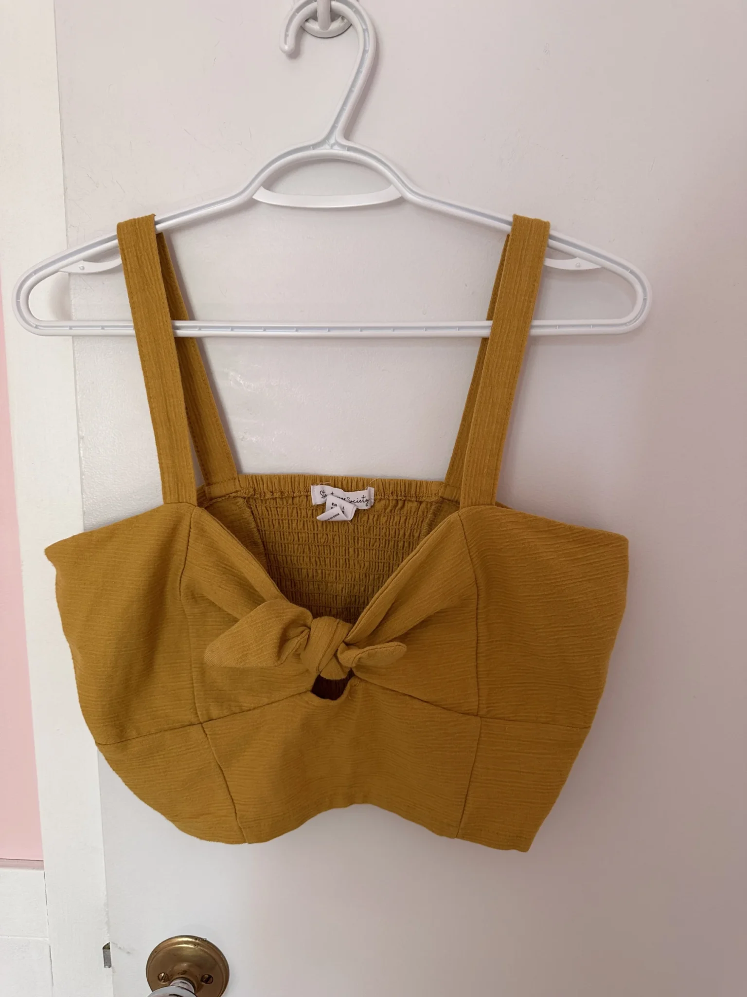 Featured image for Crop top