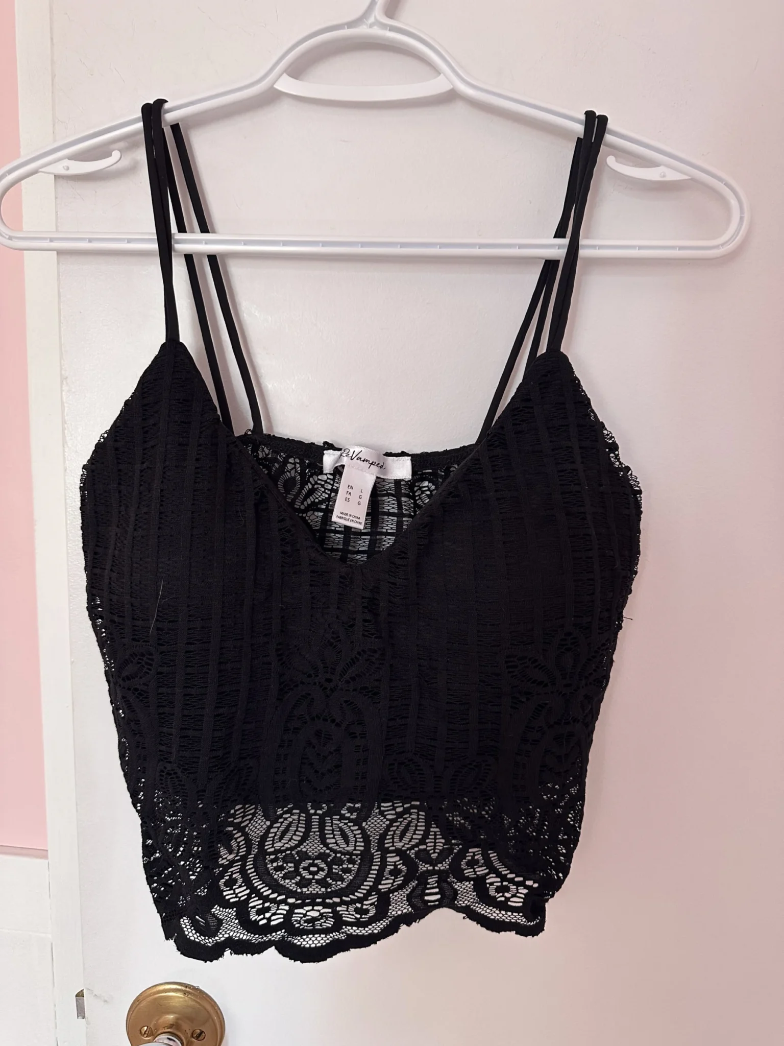 Featured image for Lace-style knitted crop top