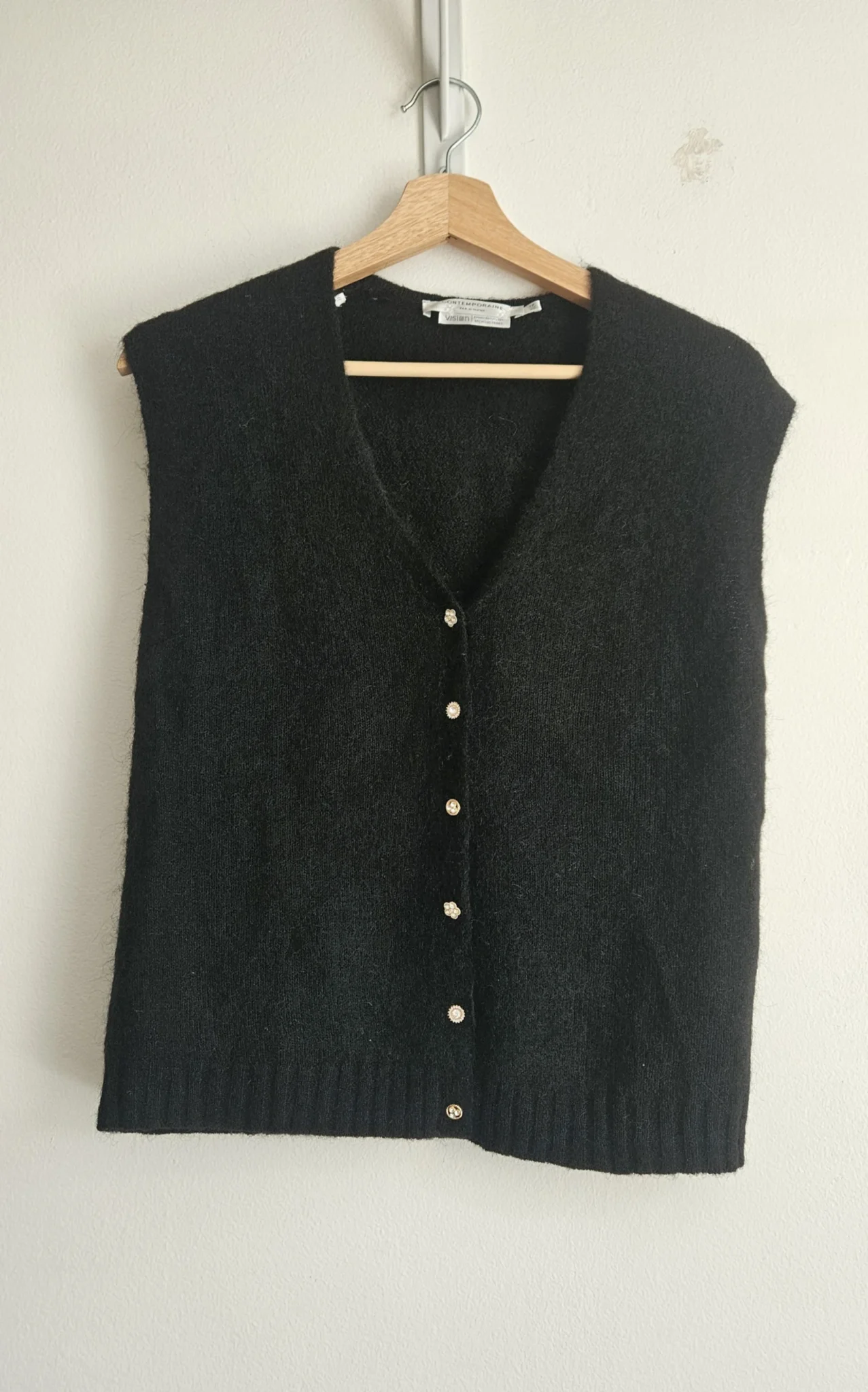 Featured image for 🌷Sleeveless jacket