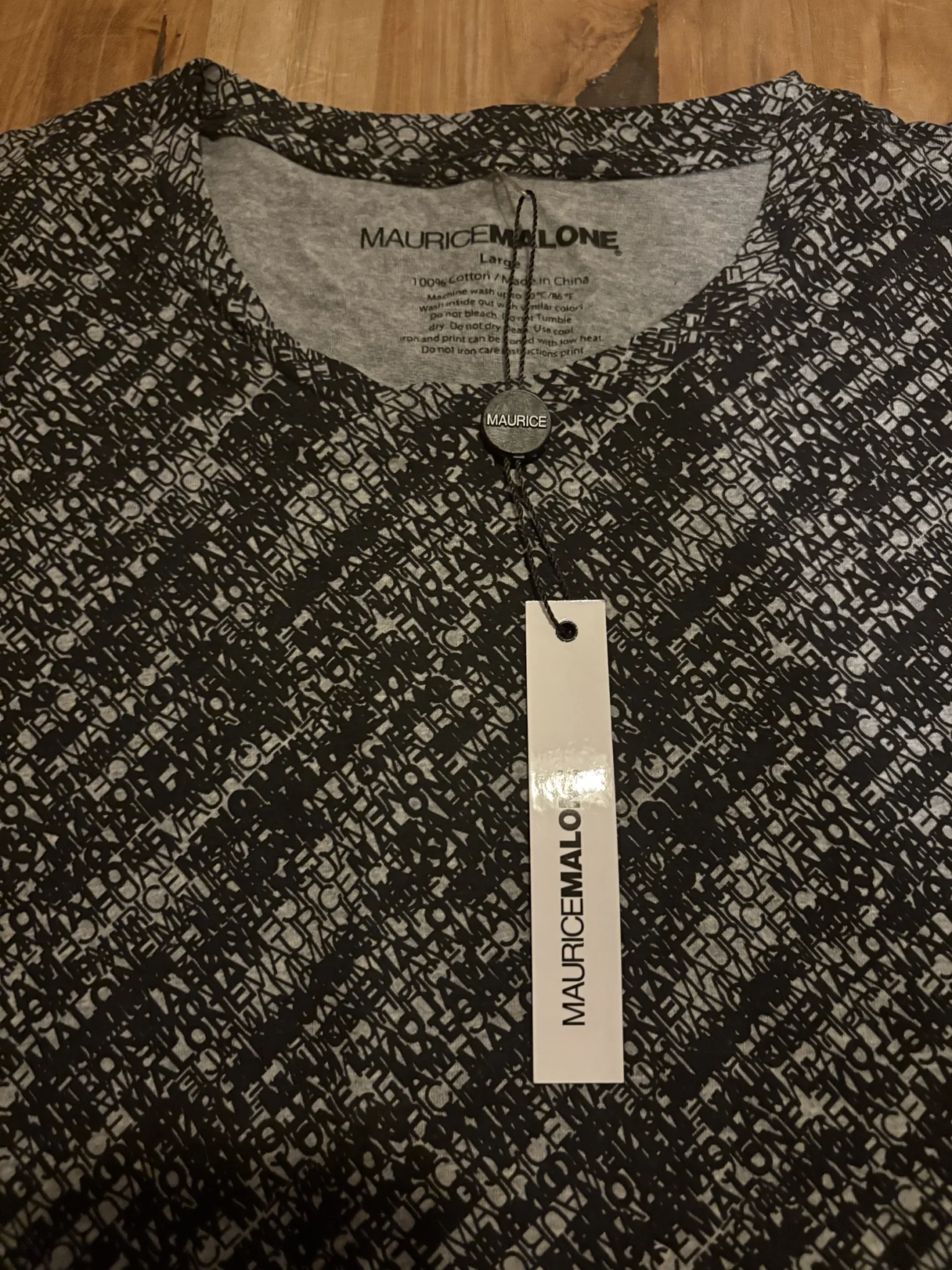 Image for Maurice Malone – Black and white printed T-shirt – size Large