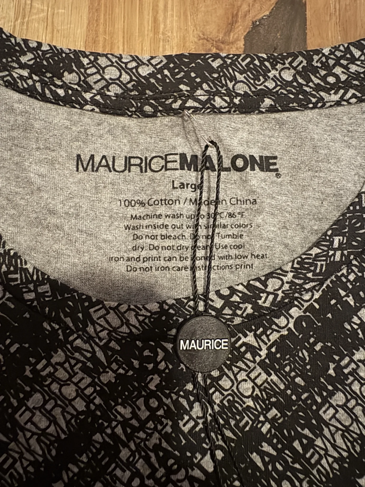 Image for Maurice Malone – Black and white printed T-shirt – size Large