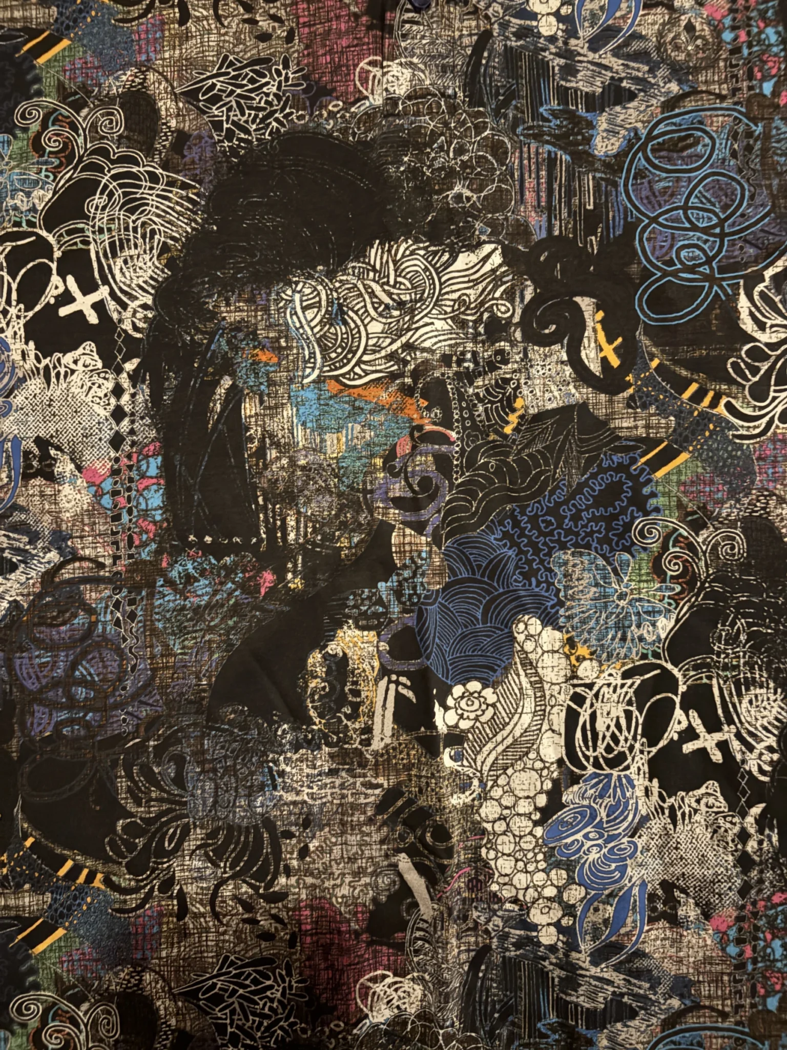 Image for Black polo shirt with abstract graphic patterns – size L