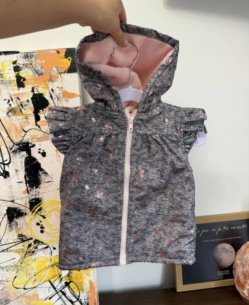 Featured image for Manteau Mi-Saison sans manches 24M