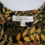 Thumbnail for Robe soleil vintage de la marque tradition