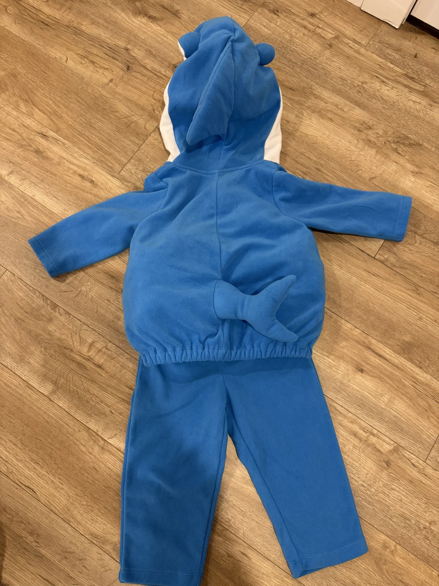 Image for 18 months – Shark Halloween costume