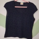 Featured thumbnail for Chandail fleuri