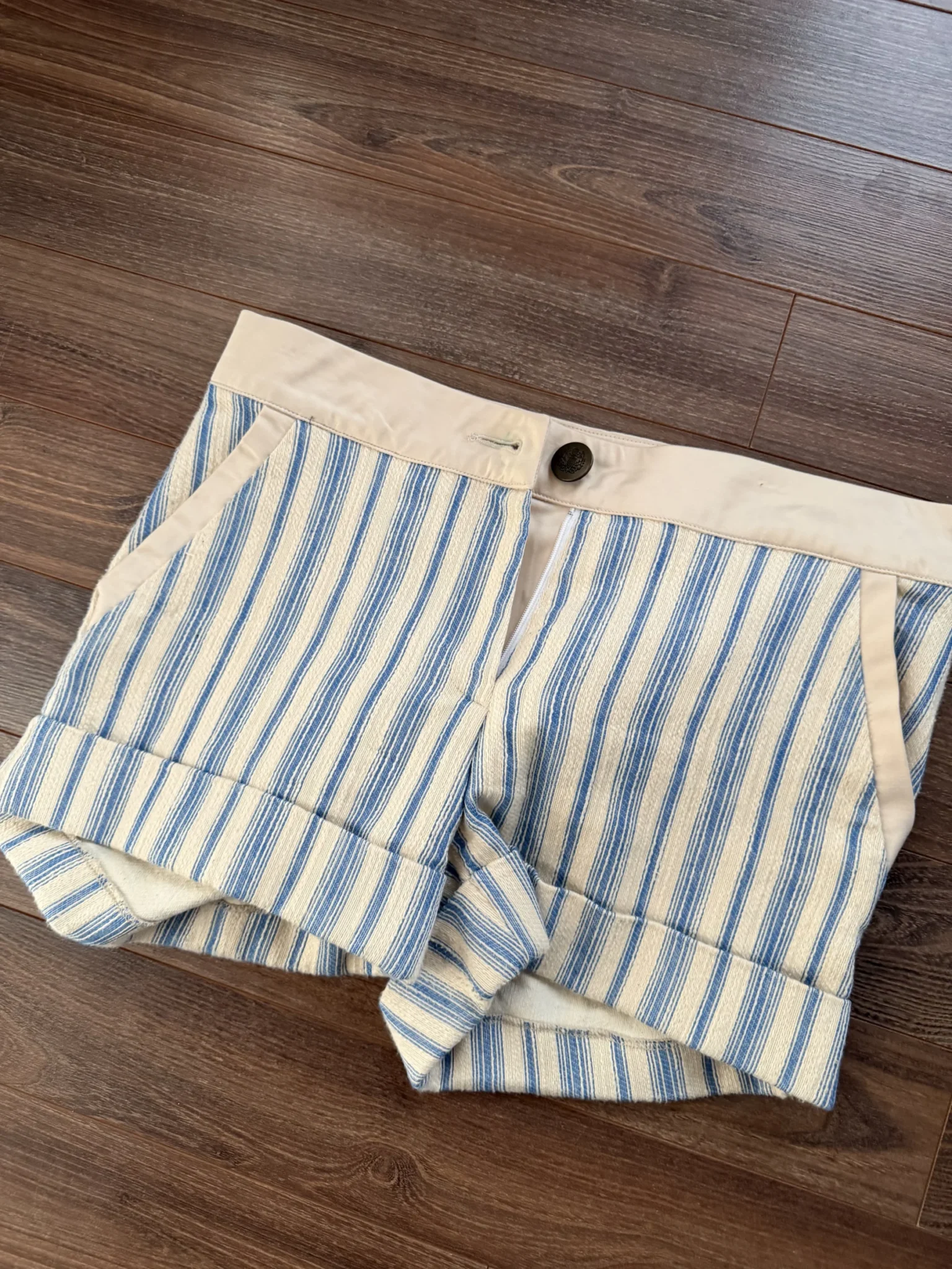 Image for Suit and shorts set