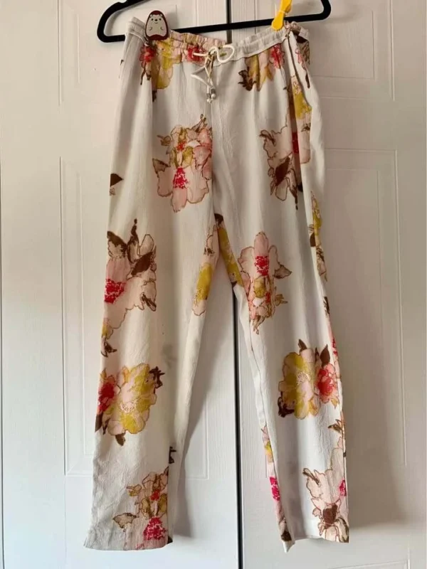 Featured image for Pantalon fleuri Vero Moda XS