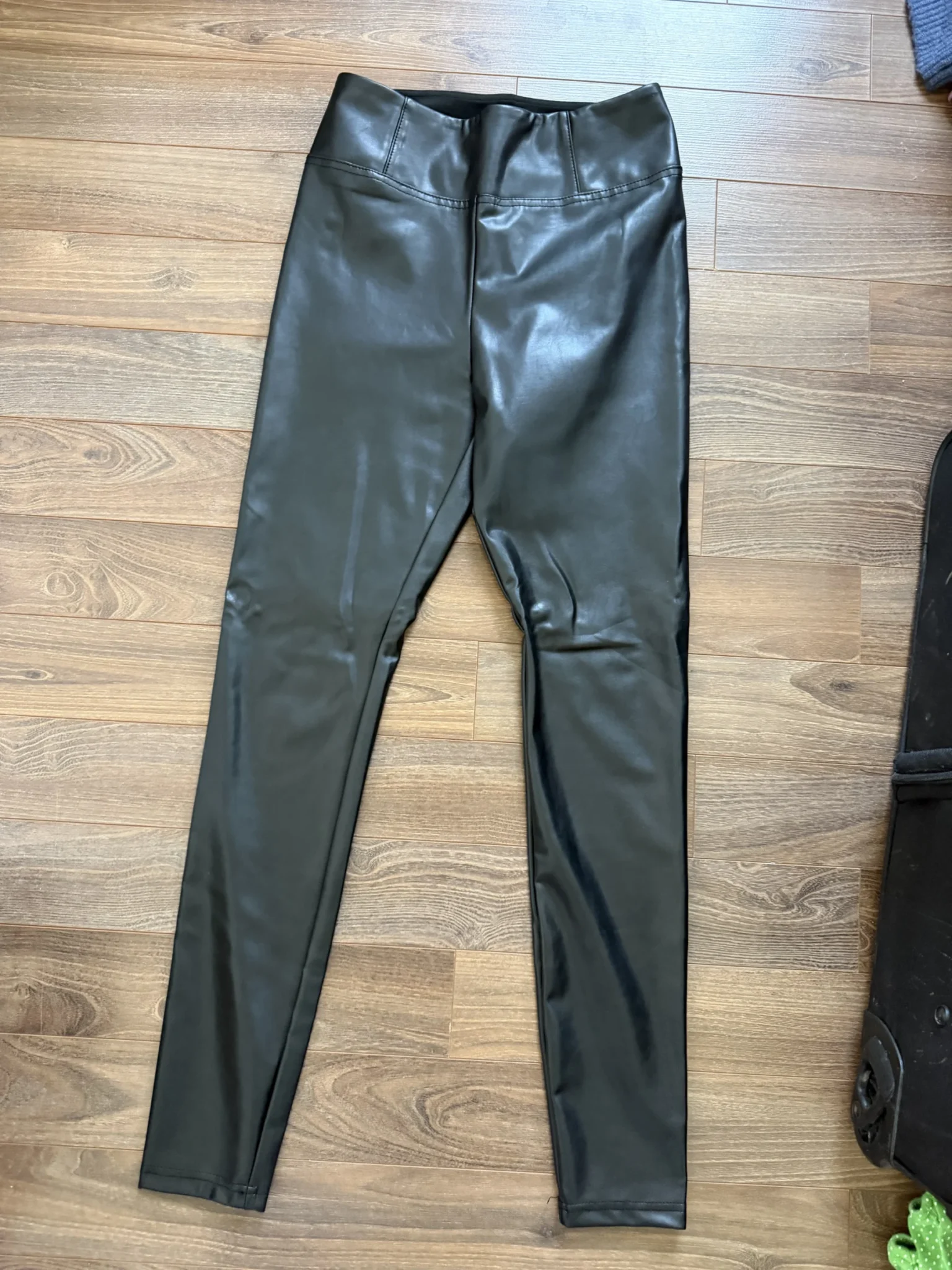 Featured image for Faux leather leggings