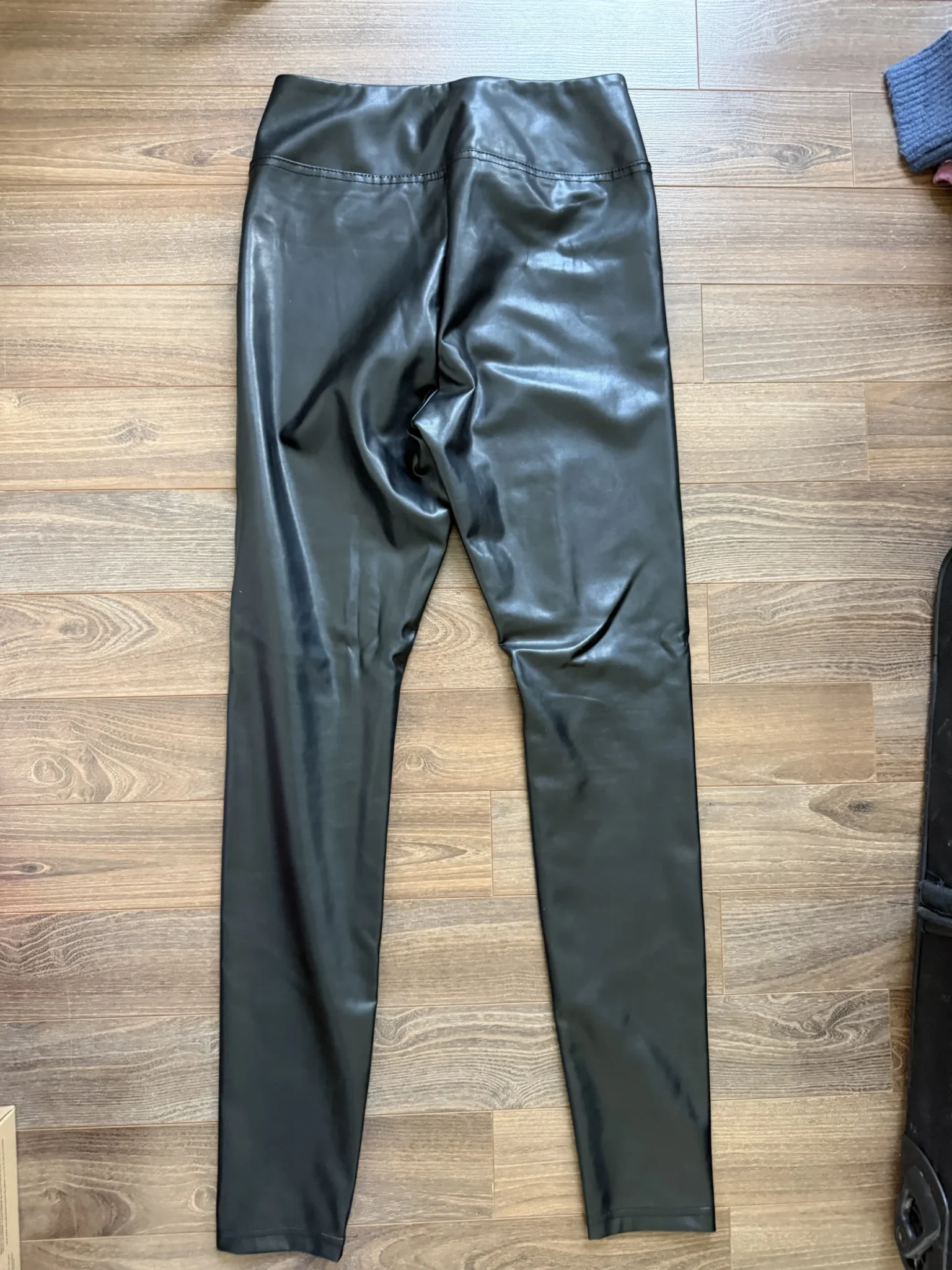 Image for Faux leather leggings