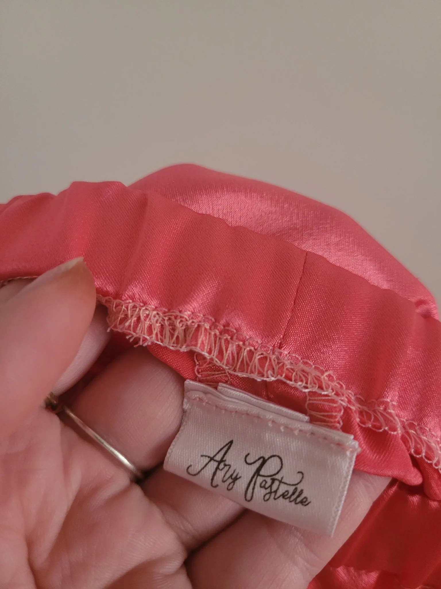 Image for Short satin et dentelle