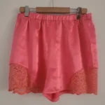 Thumbnail for Short satin et dentelle