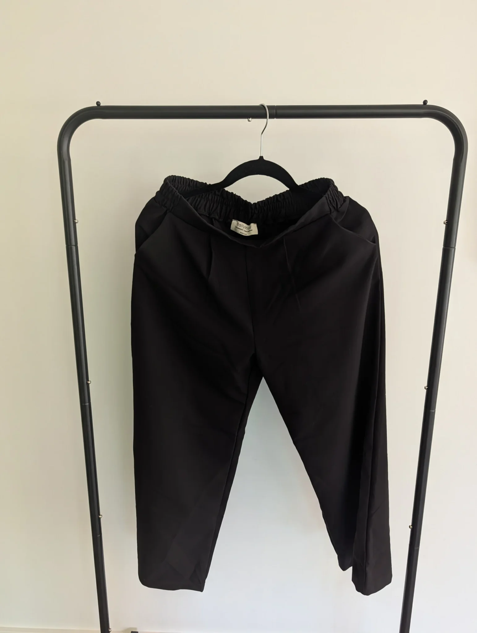 Image for Brand-new black Dailystory trousers