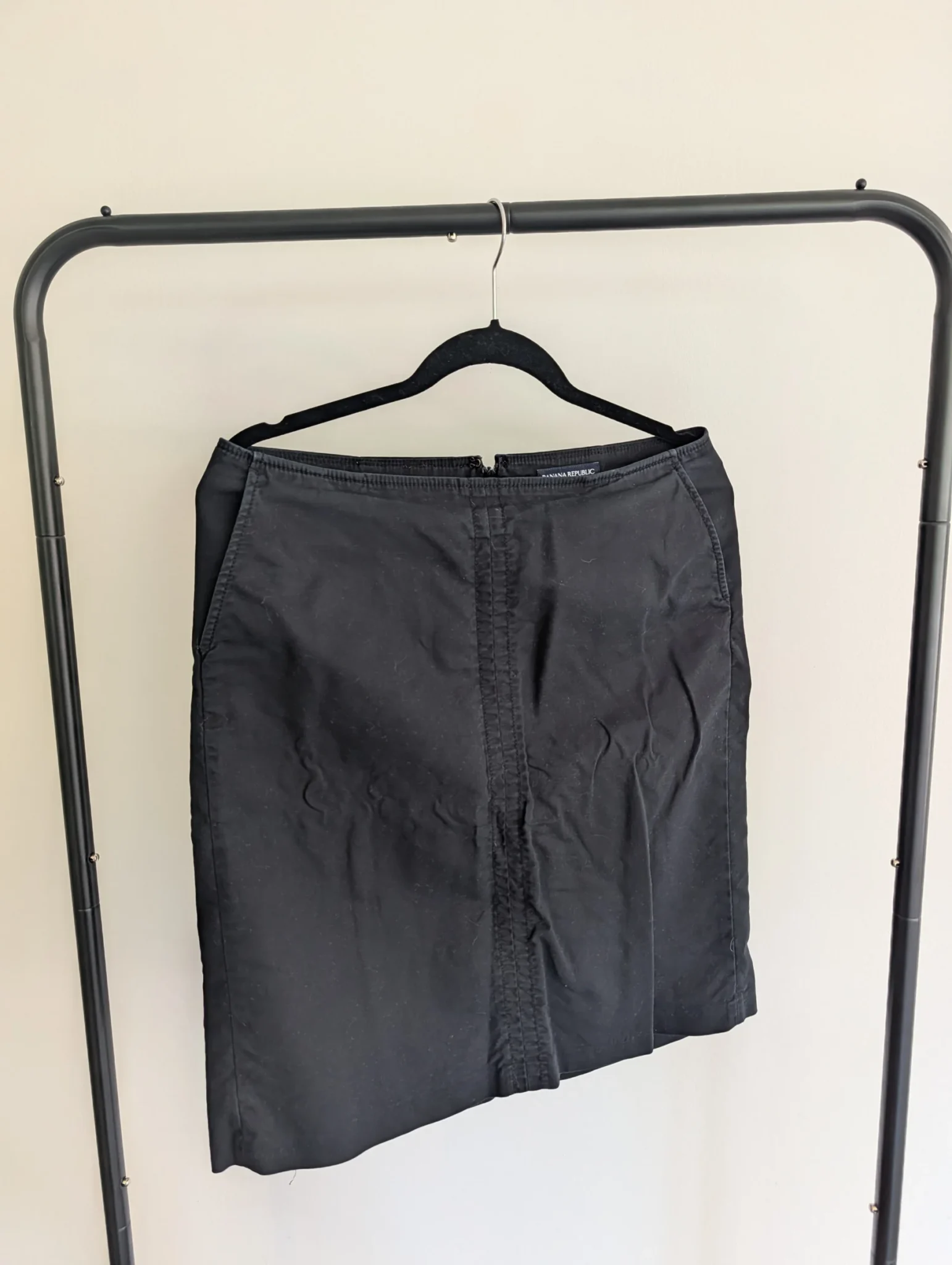 Image for Dark blue mid-length skirt by Banana Republic