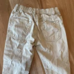 Thumbnail for Clean beige trousers