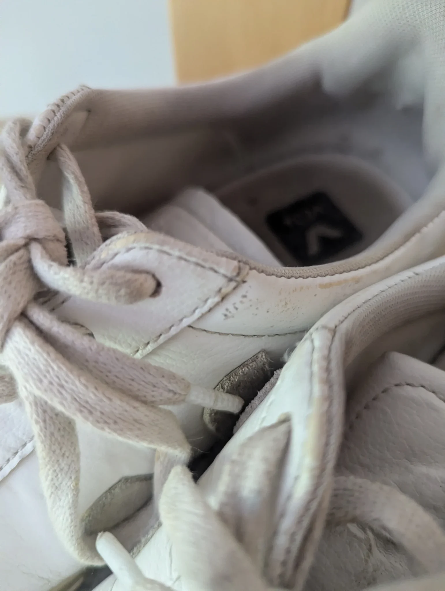 Image for Veja trainers, size 10