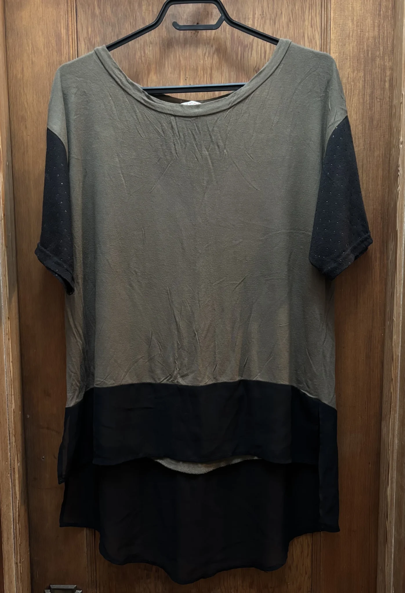 Featured image for T-shirt Kaki avec voile - Grob