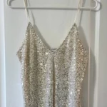 Featured thumbnail for Top à sequins Mango