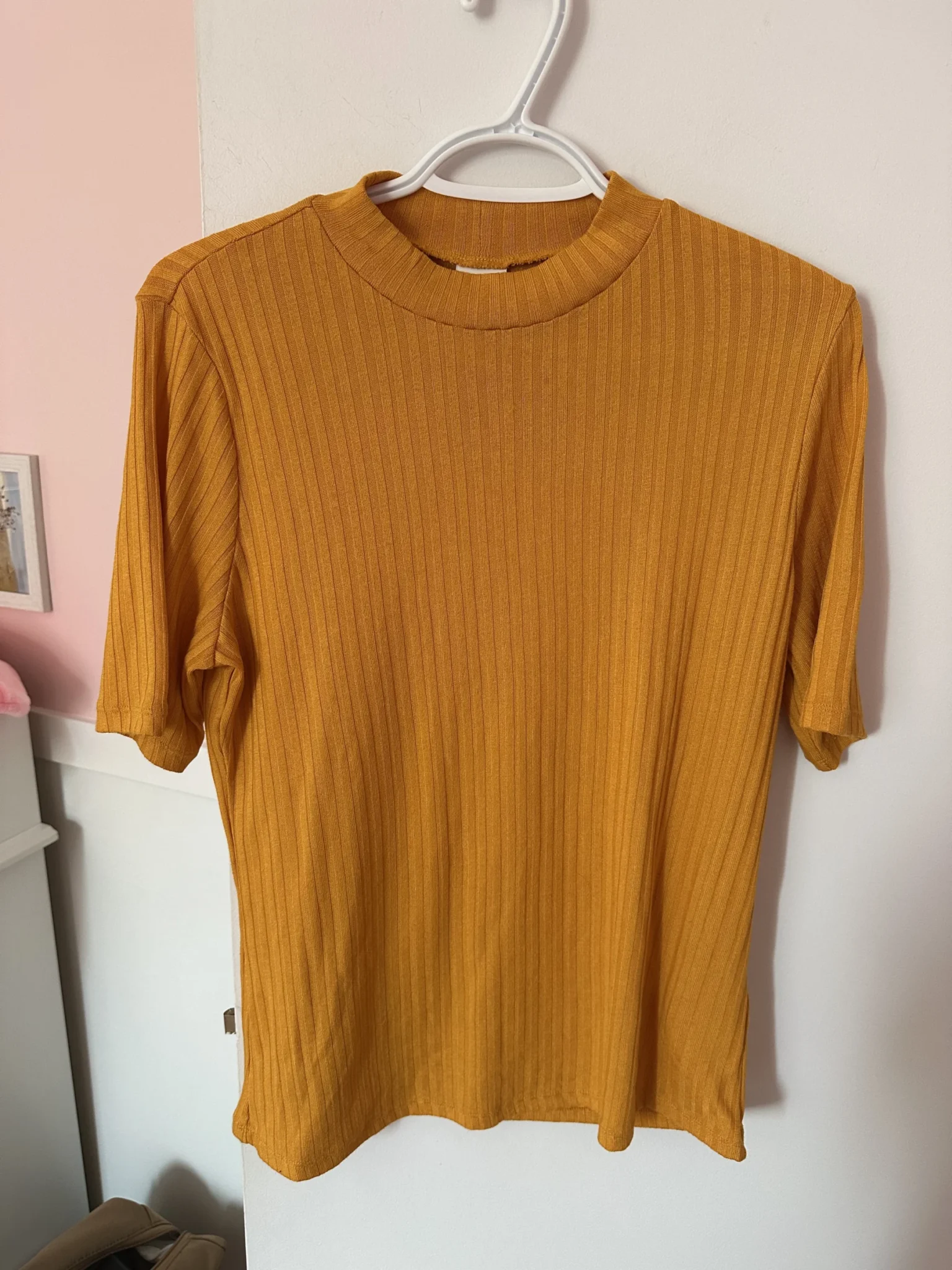 Featured image for Yellow round-neck T-shirt