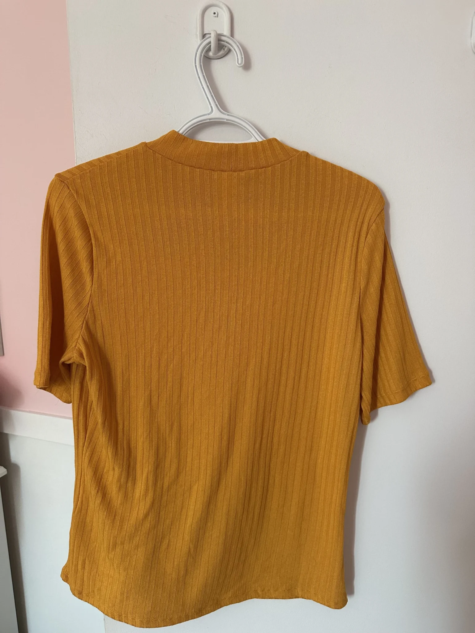 Image for Yellow round-neck T-shirt