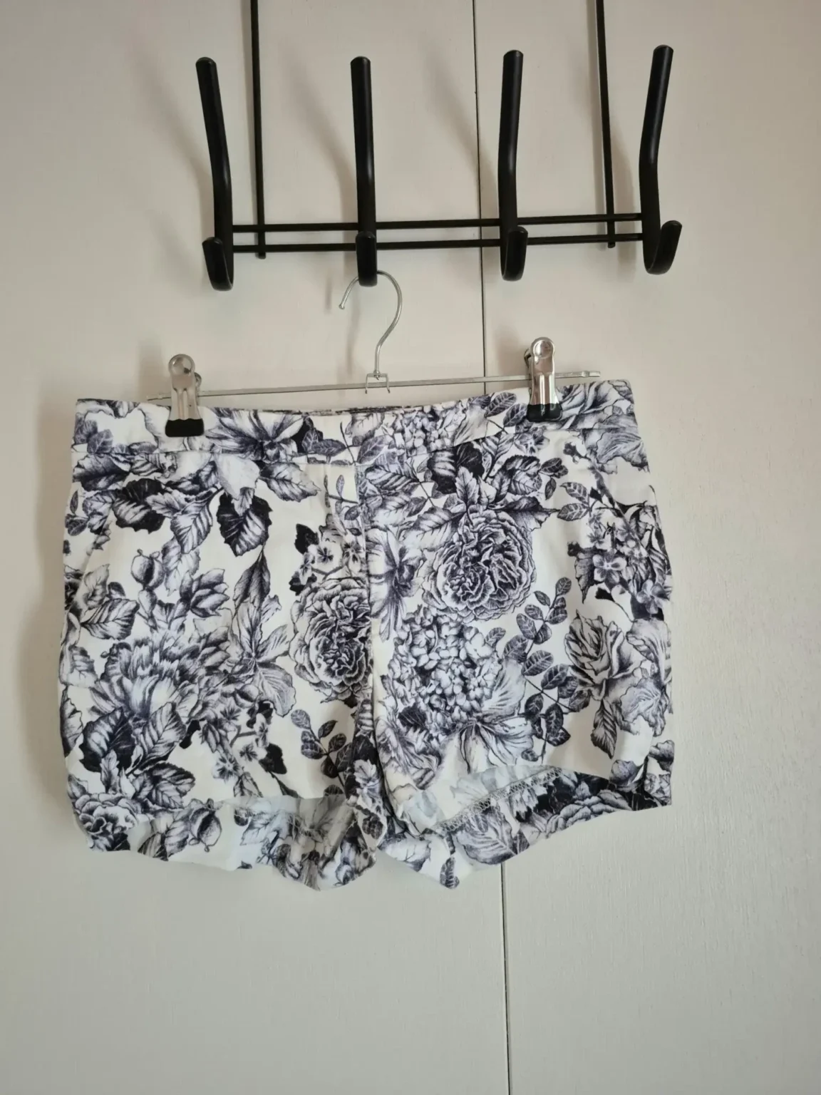 Featured image for HM shorts, size 0