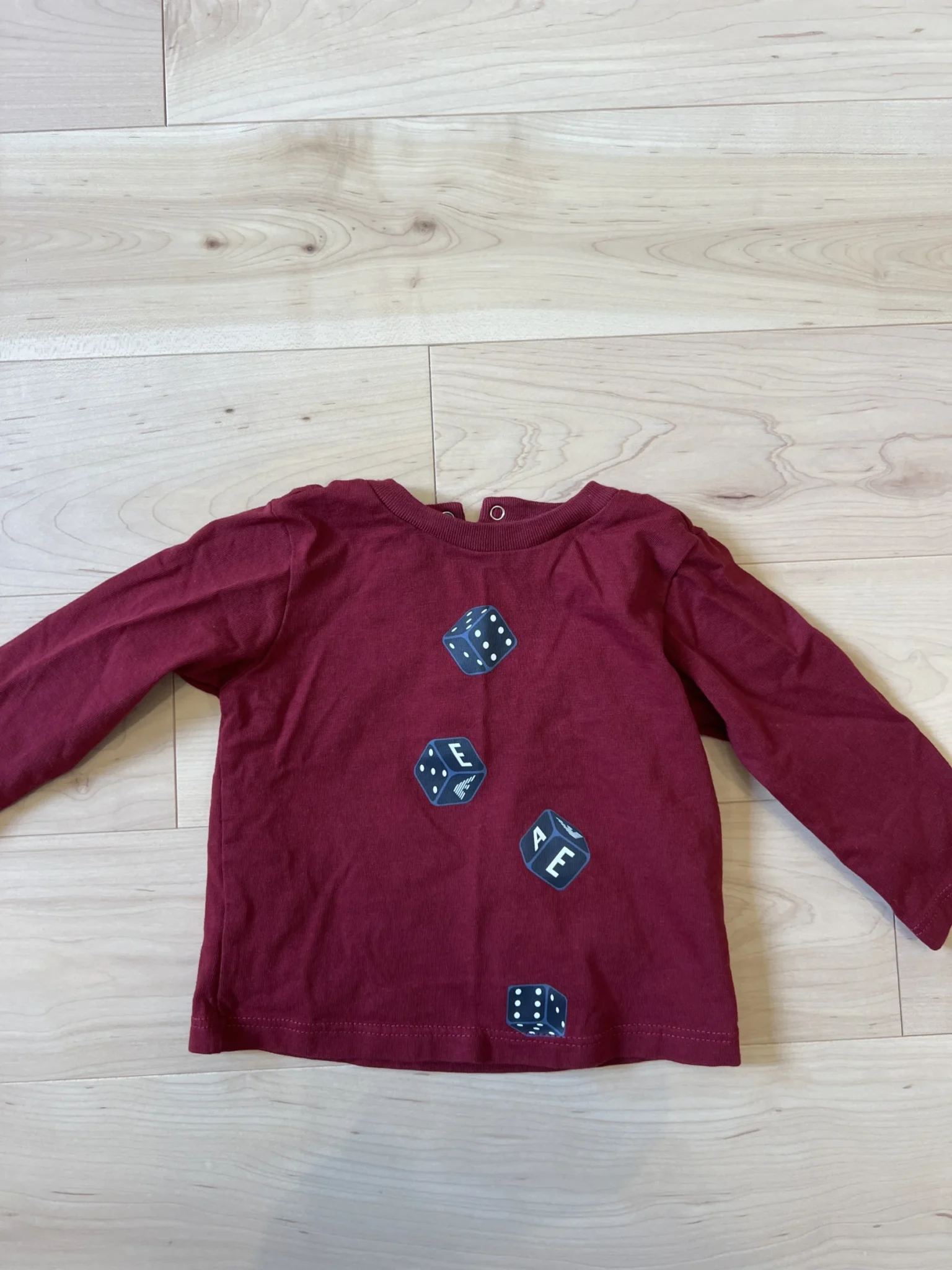 Featured image for Chandail manche longue marque ARMANI bébé 6 mois