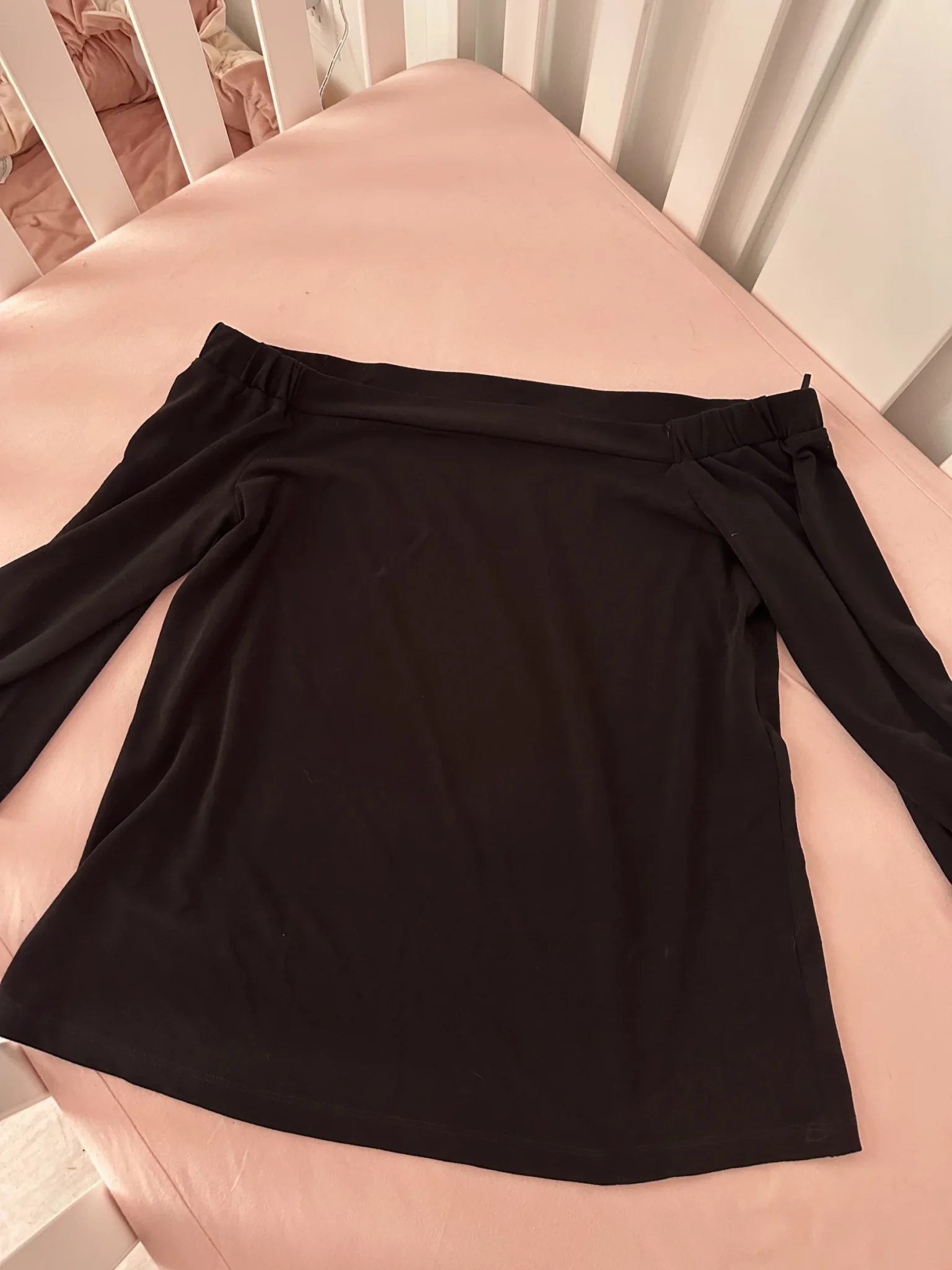 Featured image for Off-the-shoulder boat-neck jumper