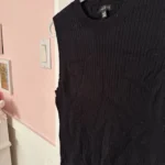Thumbnail for High-necked, round-necked sleeveless jumper