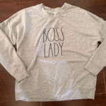 Featured thumbnail for Chandail Boss Lady medium