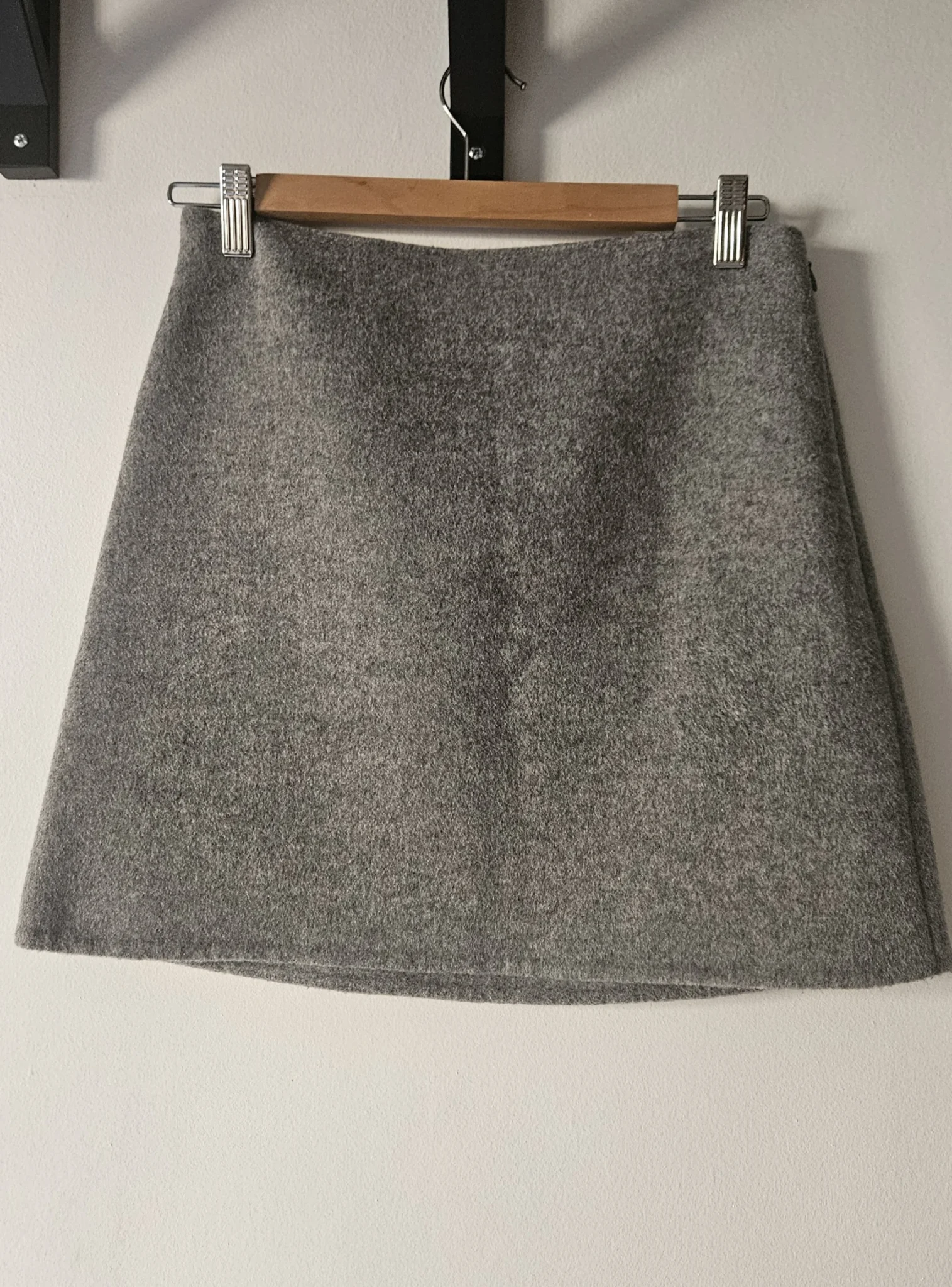 Image for 🌷Wool mini-skirt – Club Monaco