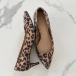 Featured thumbnail for Chaussures à talons en motif léopard