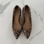 Thumbnail for Chaussures à talons en motif léopard