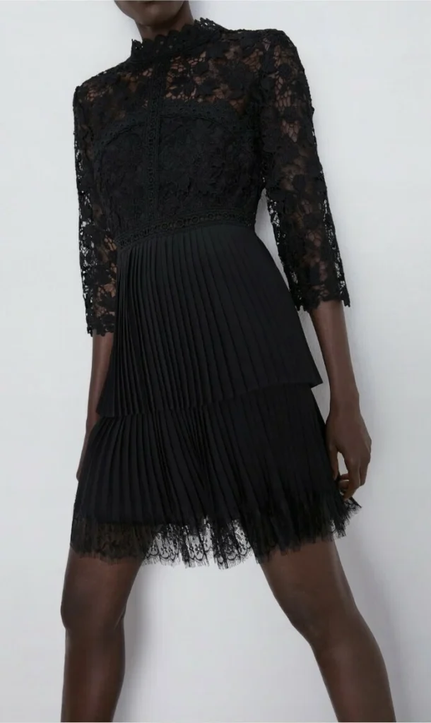 Featured image for Robe Zara noir avec broderie et dentelles taille M