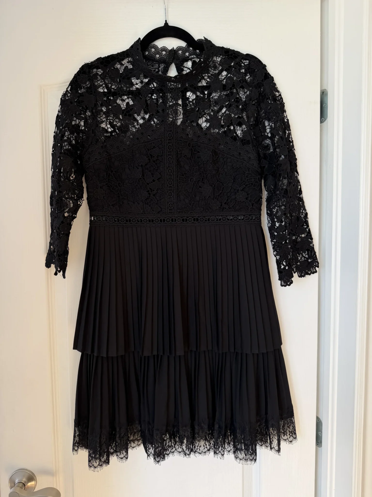 Image for Robe Zara noir avec broderie et dentelles taille M
