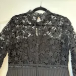 Thumbnail for Robe Zara noir avec broderie et dentelles taille M