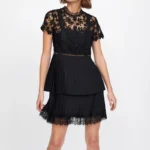 Thumbnail for Robe Zara noir avec broderie et dentelles taille M