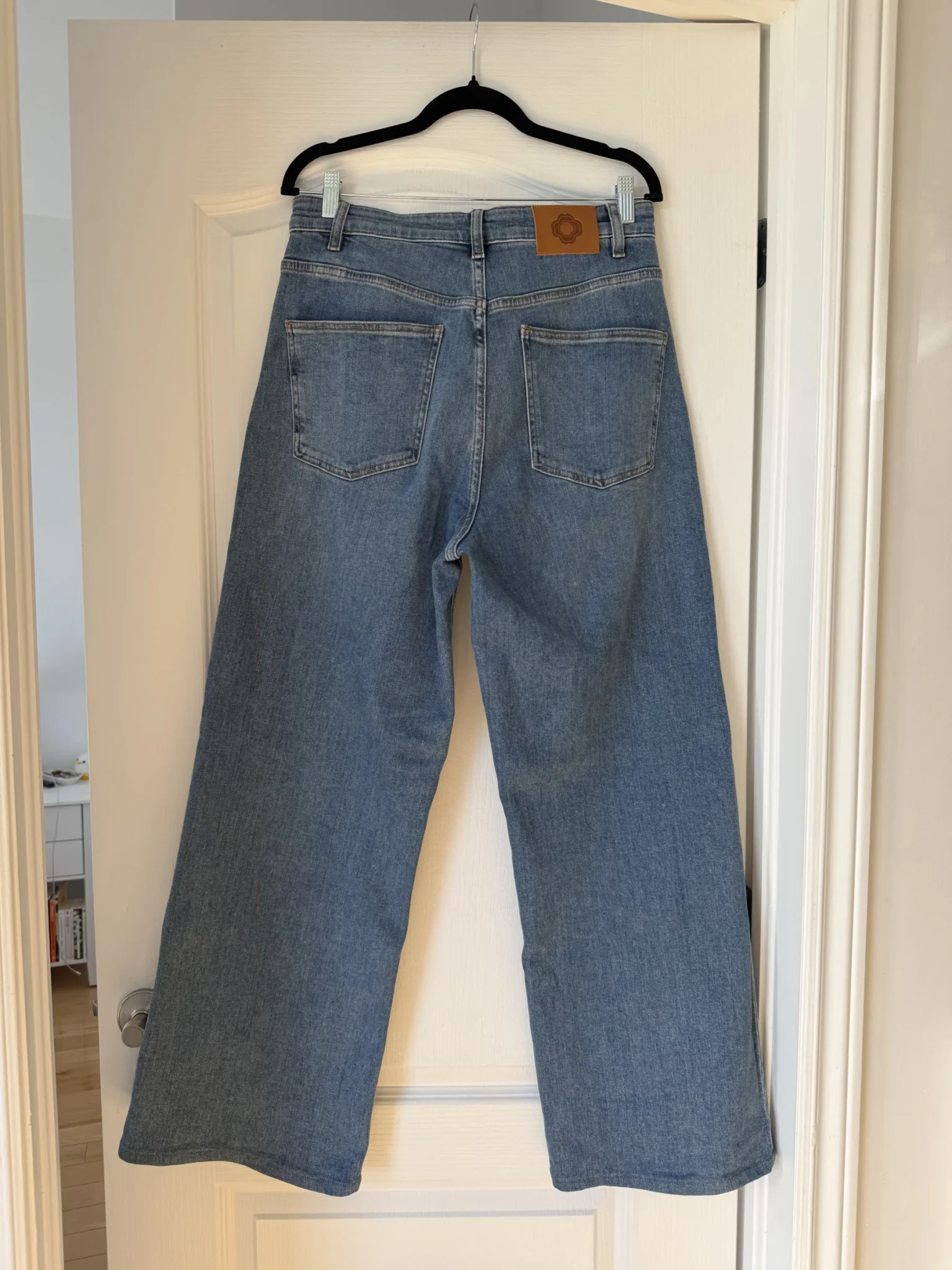 Featured image for Jean Maje large taille 40 FR - 30 US bleu clair taille haute